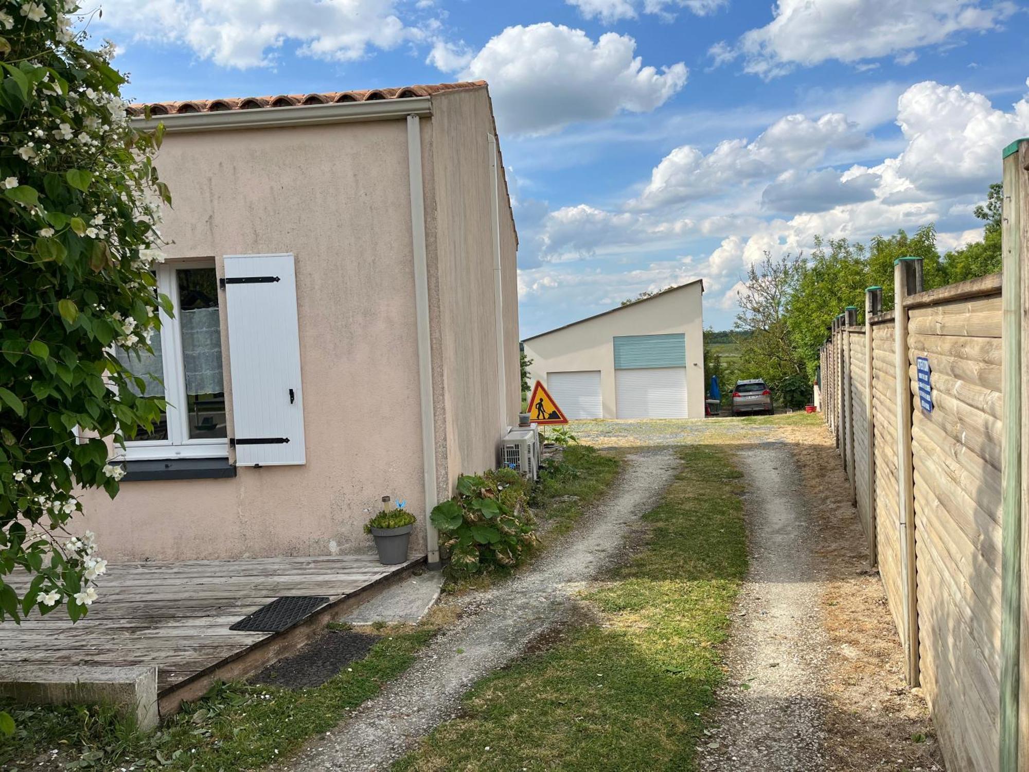 Au Calme Dans Le Marais Avec Piscine Yves Exterior foto